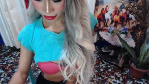 DIVINE ANGEL online show from 1, 3, 2025