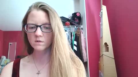 AngelicAngel online show from 4, 2, 2026