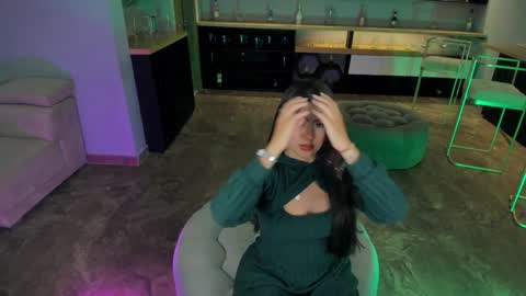 Snapshot of angelicavega_ chatting on 4, 1, 2025 Angelica Vega online show from 4, 1, 2025