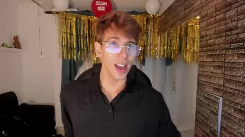 Snapshot of angelicious_boy chatting on 19, 9, 2025 ANGELICIOUS online show from 19, 9, 2025