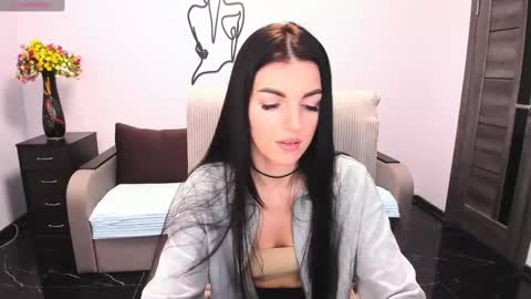 Angelina online show from 13, 12, 2024