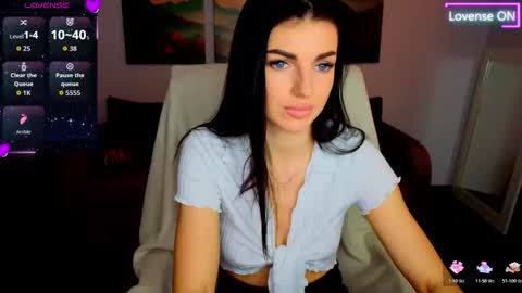 Snapshot of angelina_clark chatting on 26, 4, 2026 Angelina online show from 26, 4, 2026