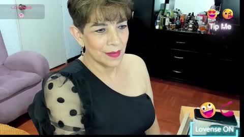 Snapshot of angelina_stone_65 chatting on 12, 11, 2025 Angelina online show from 12, 11, 2025