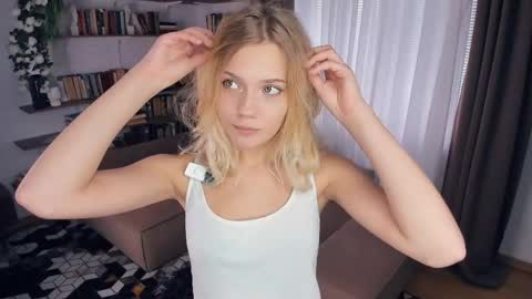 Alice WOW online show from 5, 4, 2026