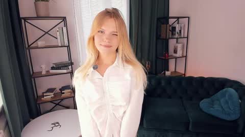 Alice WOW online show from 30, 5, 2026