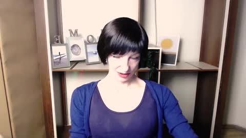 Angelina online show from 1, 12, 2025