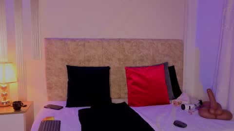 angelinarouse_ online show from 2, 4, 2026