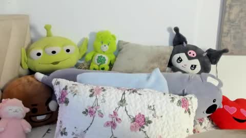 Angeline Smith  online show from 5, 10, 2025