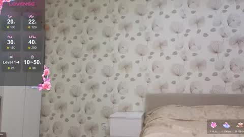 Snapshot of angelinejo chatting on 26, 11, 2025 Angel online show from 26, 11, 2025