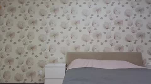 Snapshot of angelinejo chatting on 5, 12, 2025 Angel online show from 5, 12, 2025