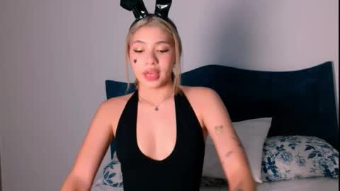 Angelinhaa  online show from 14, 10, 2025