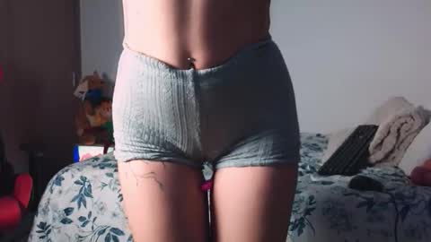 Angelinhaa  online show from 18, 1, 2026