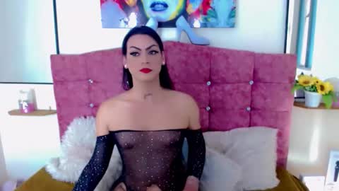 Snapshot of angelispg chatting on 10, 11, 2025 Angelis online show from 10, 11, 2025