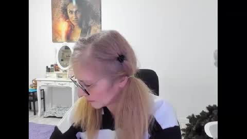 AngelKaty69 online show from 22, 1, 2025