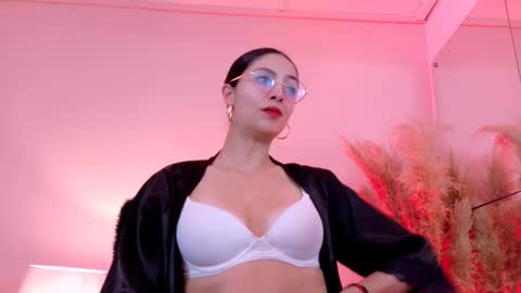 Angel online show from 1, 3, 2025