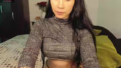 Snapshot of angellaisabella chatting on 25, 4, 2026 ANGELA ISABELLA online show from 25, 4, 2026