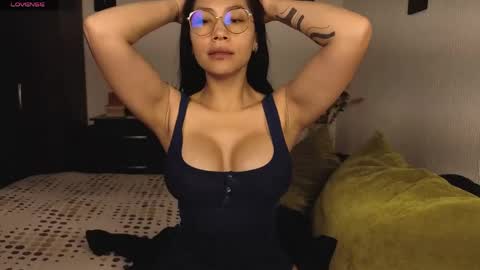 Snapshot of angellaisabella chatting on 15, 5, 2026 ANGELA ISABELLA online show from 15, 5, 2026