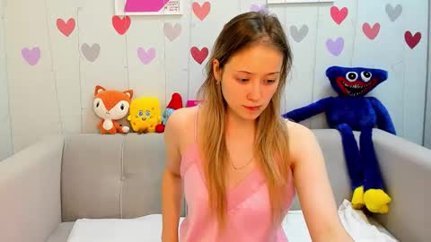 Snapshot of angellery chatting on 25, 11, 2025 angellery online show from 25, 11, 2025