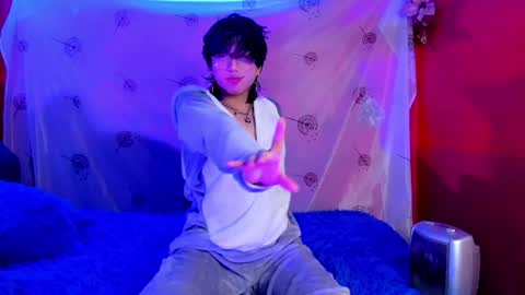 Snapshot of angellonfire chatting on 29, 12, 2024 Angel  online show from 29, 12, 2024