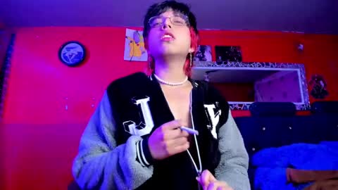 Snapshot of angellonfire chatting on 4, 3, 2025 Angel  online show from 4, 3, 2025