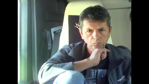 Snapshot of angelo888888 chatting on 11, 10, 2025 angelo888888 online show from 11, 10, 2025