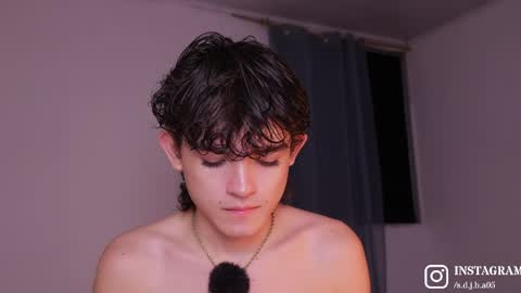 Snapshot of angelocute_ chatting on 17, 5, 2026 Angelo I work from home this is my room online show from 17, 5, 2026