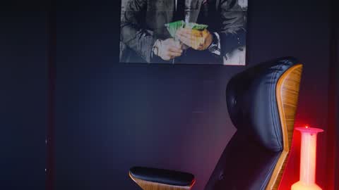 Snapshot of angeloeric chatting on 9, 12, 2024 BlackWolf online show from 9, 12, 2024