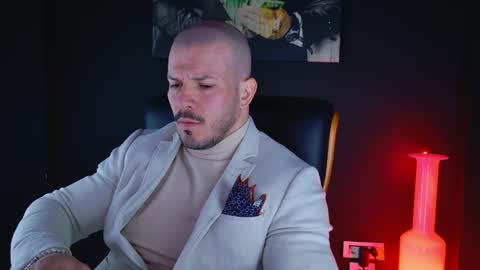 Snapshot of angeloeric chatting on 11, 12, 2024 BlackWolf online show from 11, 12, 2024