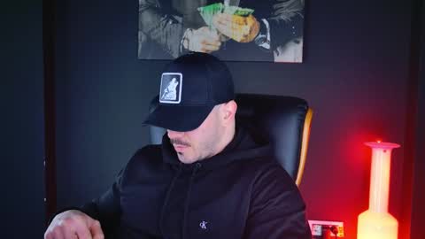 Snapshot of angeloeric chatting on 16, 12, 2024 BlackWolf online show from 16, 12, 2024