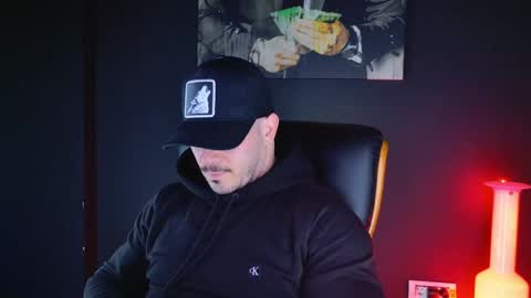 Snapshot of angeloeric chatting on 16, 12, 2024 BlackWolf online show from 16, 12, 2024