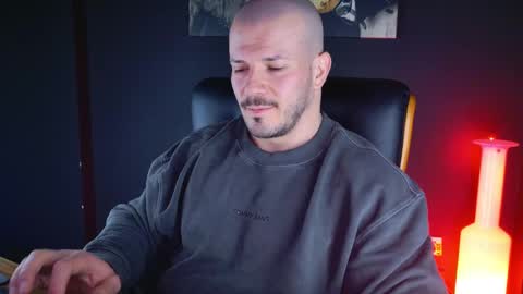 Snapshot of angeloeric chatting on 20, 12, 2024 BlackWolf online show from 20, 12, 2024