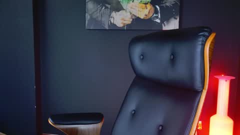 Snapshot of angeloeric chatting on 23, 12, 2024 BlackWolf online show from 23, 12, 2024