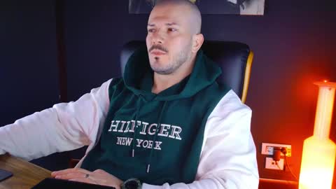 Snapshot of angeloeric chatting on 15, 1, 2025 BlackWolf online show from 15, 1, 2025