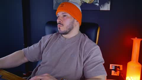 Snapshot of angeloeric chatting on 20, 1, 2025 BlackWolf online show from 20, 1, 2025