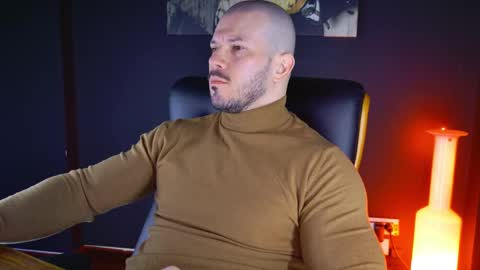 Snapshot of angeloeric chatting on 22, 1, 2025 BlackWolf online show from 22, 1, 2025