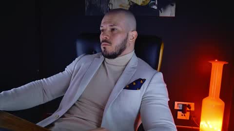 Snapshot of angeloeric chatting on 5, 2, 2025 BlackWolf online show from 5, 2, 2025