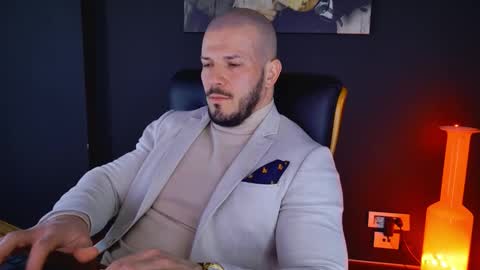 Snapshot of angeloeric chatting on 5, 2, 2025 BlackWolf online show from 5, 2, 2025