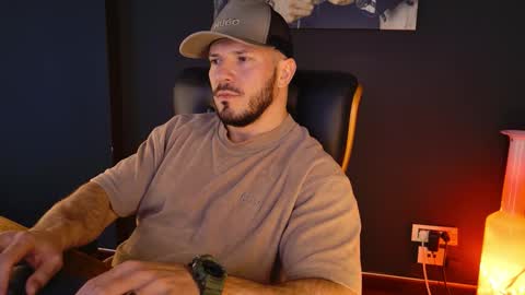 Snapshot of angeloeric chatting on 4, 12, 2025 BlackWolf online show from 4, 12, 2025