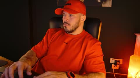 Snapshot of angeloeric chatting on 14, 12, 2025 BlackWolf online show from 14, 12, 2025