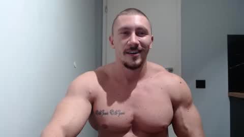  ------- SEX SHOW WITH GUYS AND GIRLS  MUSCLE SHOW online show from 6, 1, 2025