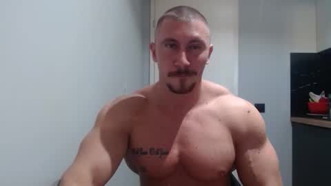  ------- SEX SHOW WITH GUYS AND GIRLS  MUSCLE SHOW online show from 21, 11, 2025