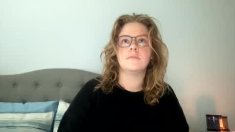 Snapshot of angeloflight273360 chatting on 3, 1, 2025 Angel of Light online show from 3, 1, 2025
