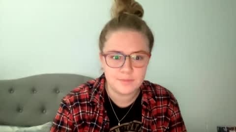 Snapshot of angeloflight273360 chatting on 6, 1, 2025 Angel of Light online show from 6, 1, 2025
