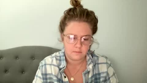 Snapshot of angeloflight273360 chatting on 8, 1, 2025 Angel of Light online show from 8, 1, 2025