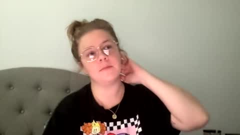 Snapshot of angeloflight273360 chatting on 21, 1, 2025 Angel of Light online show from 21, 1, 2025