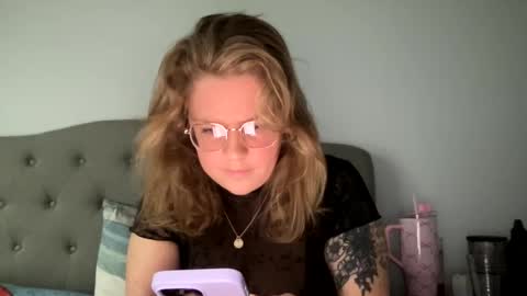 Snapshot of angeloflight273360 chatting on 28, 1, 2025 Angel of Light online show from 28, 1, 2025