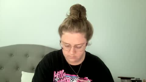 Snapshot of angeloflight273360 chatting on 8, 2, 2025 Angel of Light online show from 8, 2, 2025