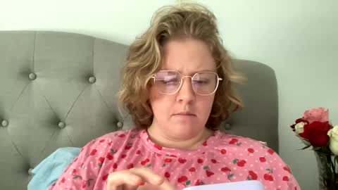 Snapshot of angeloflight273360 chatting on 16, 2, 2025 Angel of Light online show from 16, 2, 2025