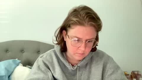 Snapshot of angeloflight273360 chatting on 18, 2, 2025 Angel of Light online show from 18, 2, 2025
