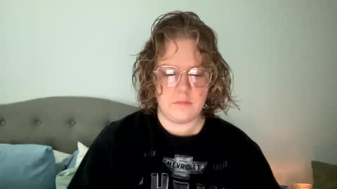 Snapshot of angeloflight273360 chatting on 25, 2, 2025 Angel of Light online show from 25, 2, 2025